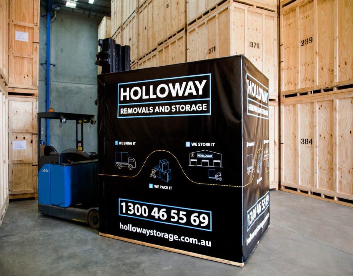 Holloway storage unit