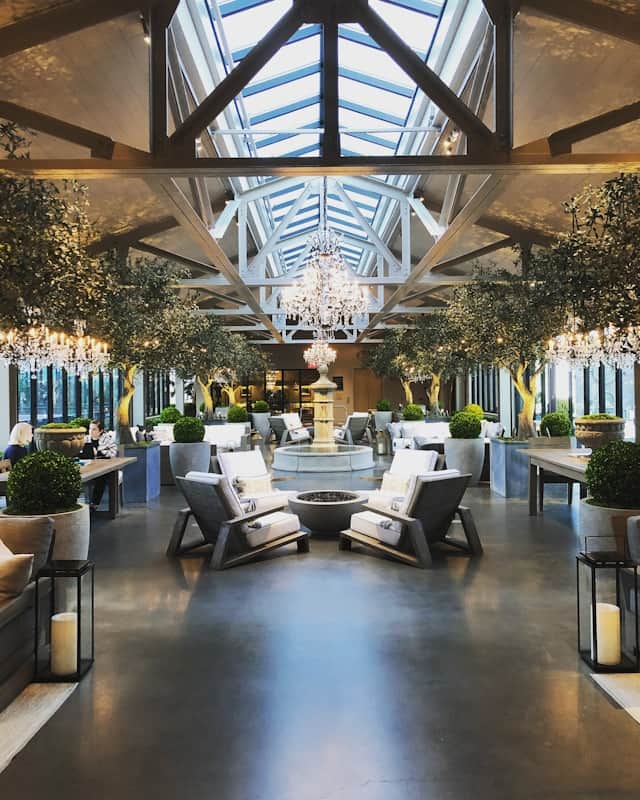 Hotel lobby