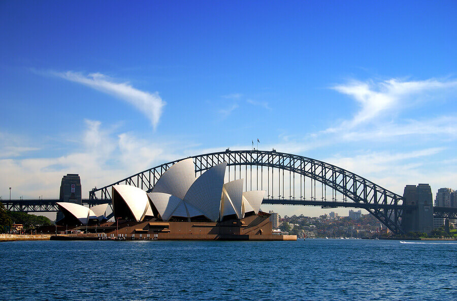 Sydney Opera House-And Harbour 1
